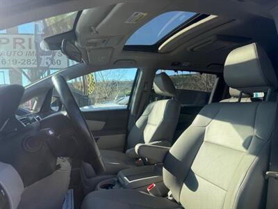 2015 Honda Odyssey Touring   - Photo 7 - San Diego, CA 92120