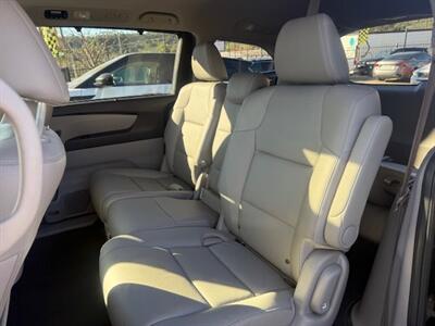 2015 Honda Odyssey Touring   - Photo 10 - San Diego, CA 92120