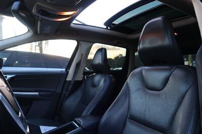 2013 Volvo XC60 T6 - Photo 4 - San Diego, CA 92120