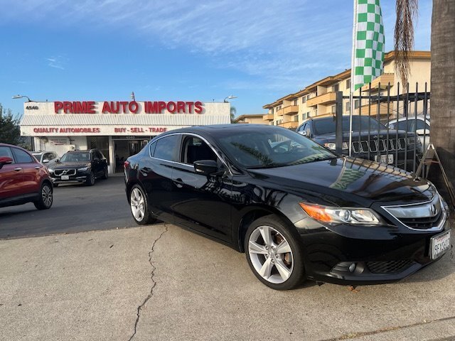 2013 Acura ILX 2.0L w/Premium  