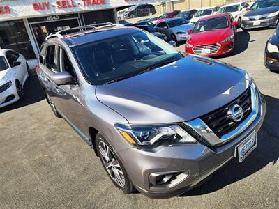 2017 Nissan Pathfinder Platinum   - Photo 14 - San Diego, CA 92120