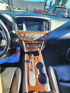 2017 Nissan Pathfinder Platinum   - Photo 23 - San Diego, CA 92120