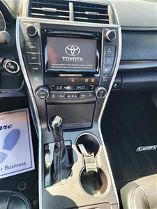 2017 Toyota Camry XLE   - Photo 15 - San Diego, CA 92120