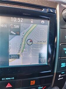 2017 Toyota Camry XLE   - Photo 60 - San Diego, CA 92120