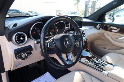 2017 Mercedes-Benz GLC GLC 300   - Photo 5 - San Diego, CA 92120