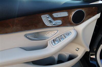 2017 Mercedes-Benz GLC GLC 300   - Photo 7 - San Diego, CA 92120