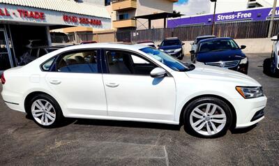 2019 Volkswagen Passat Wolfsburg   - Photo 16 - San Diego, CA 92120
