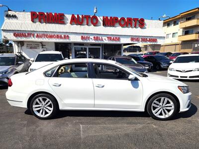 2019 Volkswagen Passat Wolfsburg   - Photo 1 - San Diego, CA 92120