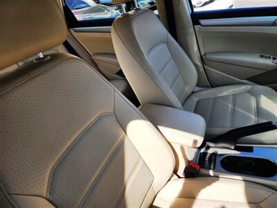 2019 Volkswagen Passat Wolfsburg   - Photo 17 - San Diego, CA 92120