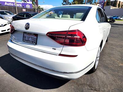 2019 Volkswagen Passat Wolfsburg   - Photo 4 - San Diego, CA 92120