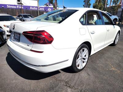 2019 Volkswagen Passat Wolfsburg   - Photo 3 - San Diego, CA 92120