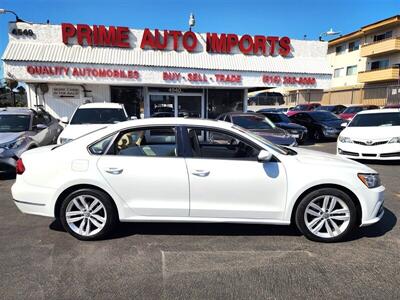 2019 Volkswagen Passat Wolfsburg   - Photo 2 - San Diego, CA 92120