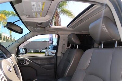 2019 Nissan Frontier SL   - Photo 5 - San Diego, CA 92120