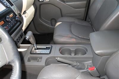 2019 Nissan Frontier SL   - Photo 9 - San Diego, CA 92120