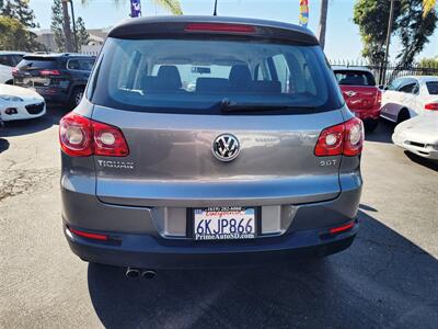 2009 Volkswagen Tiguan SE   - Photo 5 - San Diego, CA 92120