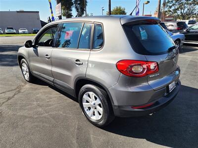 2009 Volkswagen Tiguan SE   - Photo 6 - San Diego, CA 92120