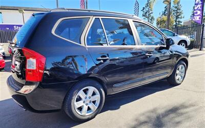 2007 Kia Rondo LX   - Photo 11 - San Diego, CA 92120