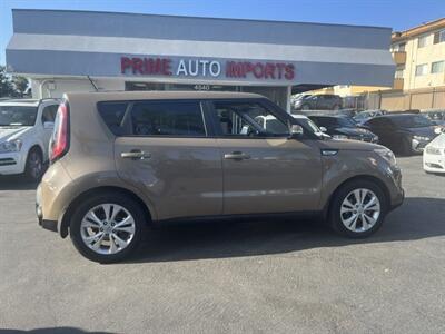 2014 Kia Soul + Wagon