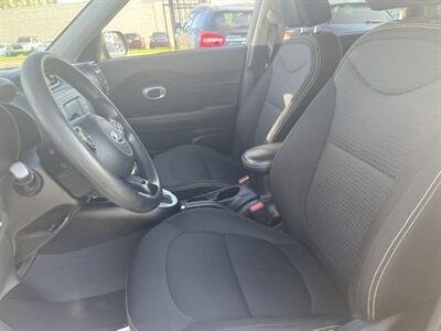 2014 Kia Soul + - Photo 10 - San Diego, CA 92120