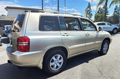 2001 Toyota Highlander   - Photo 2 - San Diego, CA 92120