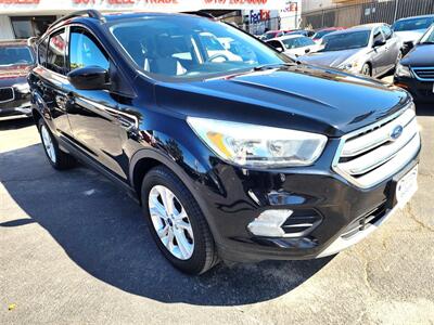 2018 Ford Escape SE   - Photo 16 - San Diego, CA 92120