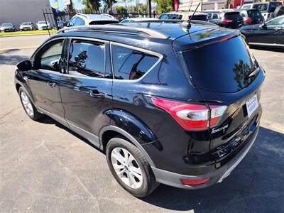 2018 Ford Escape SE   - Photo 6 - San Diego, CA 92120