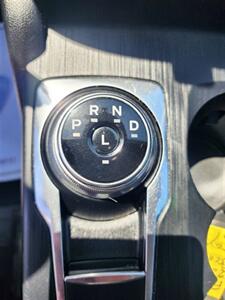 2020 Ford Escape SE - Photo 16 - San Diego, CA 92120