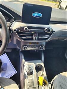 2020 Ford Escape SE   - Photo 30 - San Diego, CA 92120