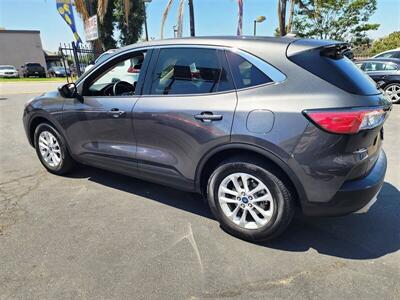2020 Ford Escape SE   - Photo 26 - San Diego, CA 92120