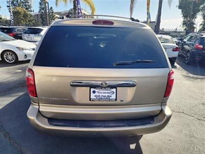 2003 Chrysler Town & Country   - Photo 30 - San Diego, CA 92120