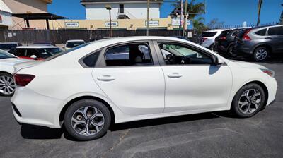 2020 Kia Forte LXS   - Photo 21 - San Diego, CA 92120