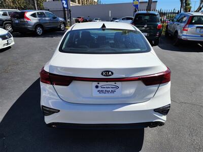 2020 Kia Forte LXS   - Photo 5 - San Diego, CA 92120