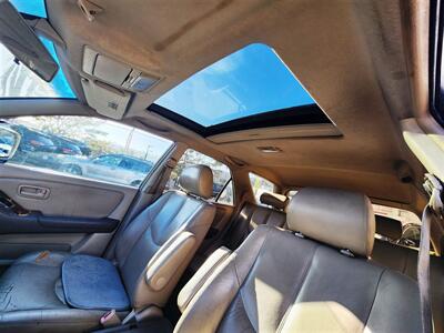 2000 Lexus RX   - Photo 10 - San Diego, CA 92120