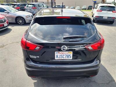 2019 Nissan Rogue Sport S   - Photo 6 - San Diego, CA 92120