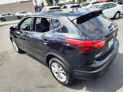 2019 Nissan Rogue Sport S   - Photo 20 - San Diego, CA 92120