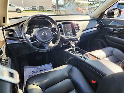 2018 Volvo XC90 T6 Momentum   - Photo 18 - San Diego, CA 92120