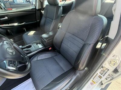 2015 Toyota Camry Hybrid SE - Photo 9 - San Diego, CA 92120