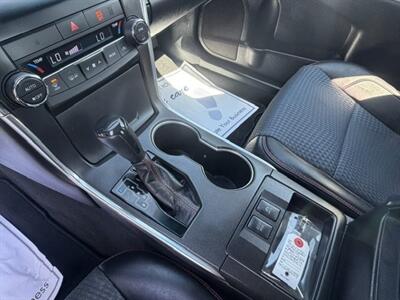 2015 Toyota Camry Hybrid SE - Photo 13 - San Diego, CA 92120