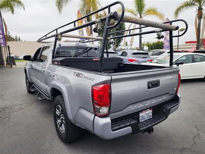 2017 Toyota Tacoma TRD Sport   - Photo 3 - San Diego, CA 92120