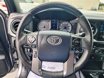 2017 Toyota Tacoma TRD Sport   - Photo 21 - San Diego, CA 92120