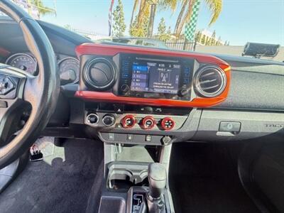 2017 Toyota Tacoma TRD Off-Road   - Photo 14 - San Diego, CA 92120