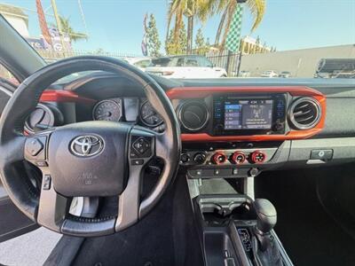 2017 Toyota Tacoma TRD Off-Road   - Photo 13 - San Diego, CA 92120