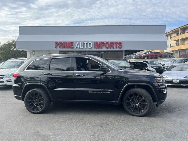 2020 Jeep Grand Cherokee Laredo E   - Photo 1 - San Diego, CA 92120