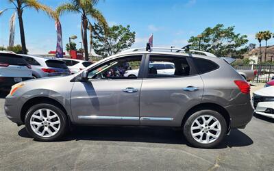 2012 Nissan Rogue SV w/SL Package   - Photo 7 - San Diego, CA 92120