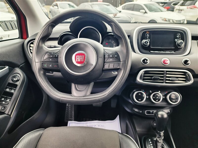 2016 Fiat 500X Lounge photo 16