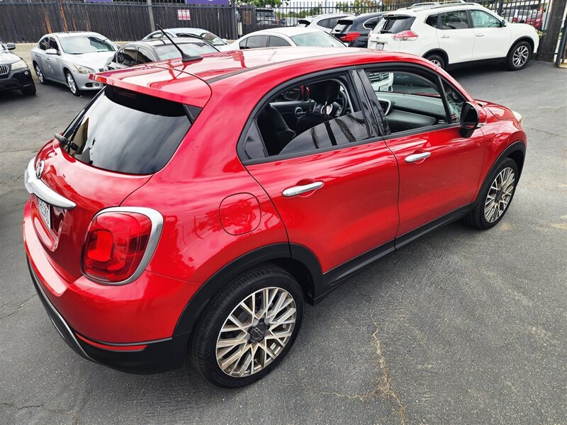 2016 Fiat 500X Lounge photo 6