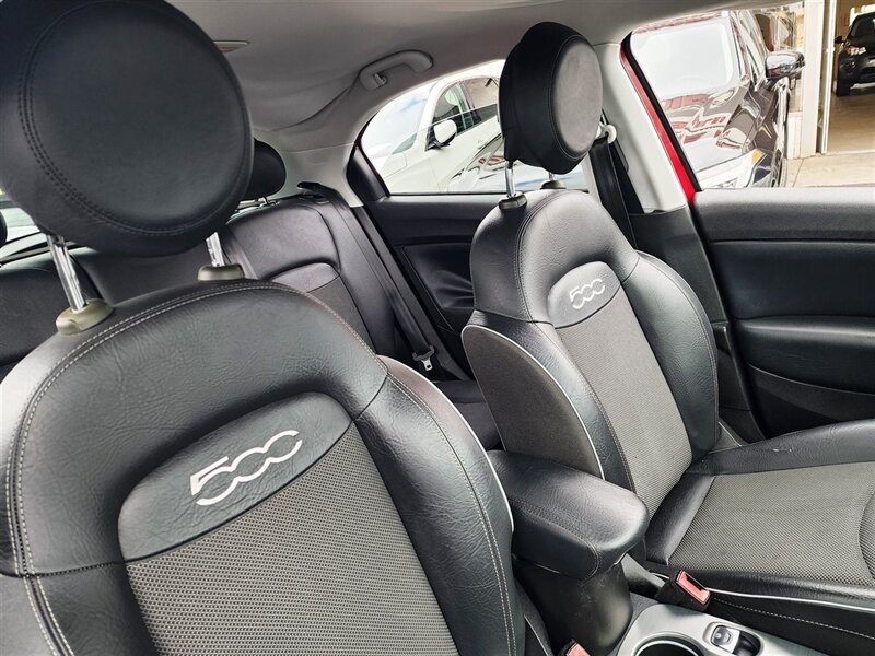 2016 Fiat 500X Lounge photo 17