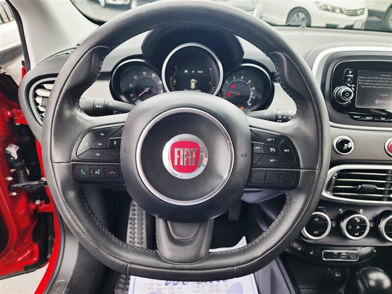 2016 Fiat 500X Lounge photo 19