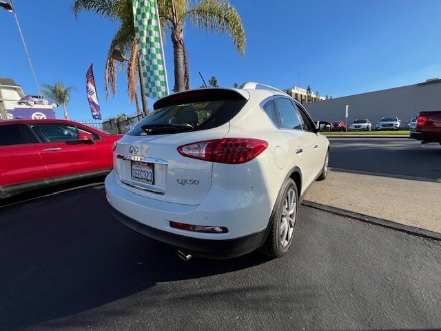 2014 Infiniti QX50 Journey photo 3