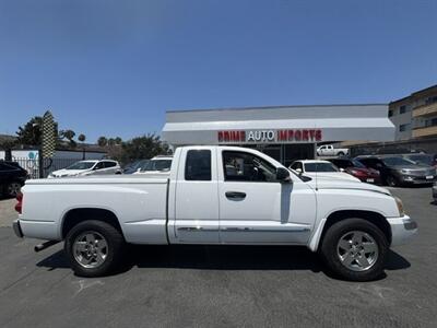 2005 Dodge Dakota Laramie Truck